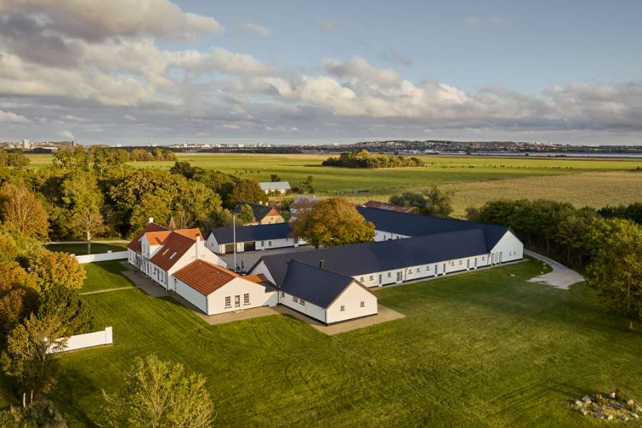 Stål og sjæl mødes på Egholm Vestergaard, Egholm Vestergaard, Egholm 57, 9000 Aalborg